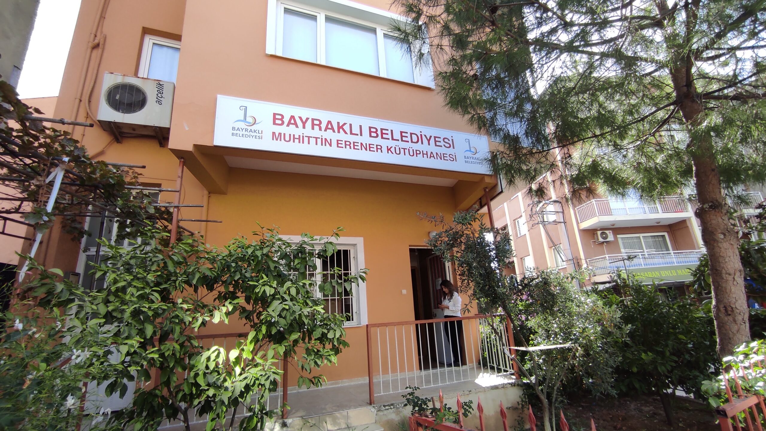 bayrakli-belediyesi-germe-branda-tabela-foca-tabela